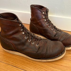 Men’s Size 9.5 Iron Ranger Red Wing Boot